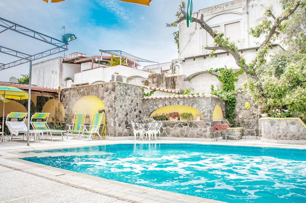 Hotel Annabelle Іскія Екстер'єр фото
