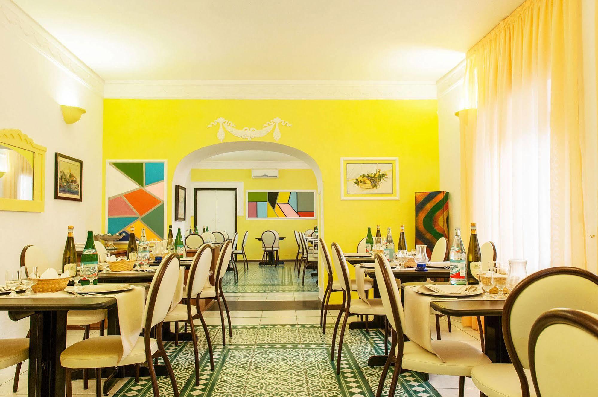 Hotel Annabelle Іскія Екстер'єр фото