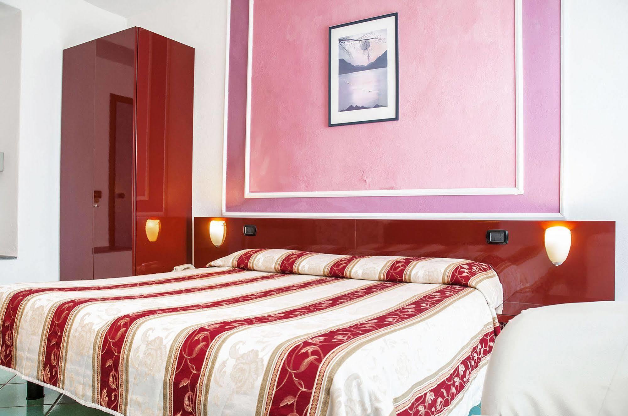 Hotel Annabelle Іскія Екстер'єр фото